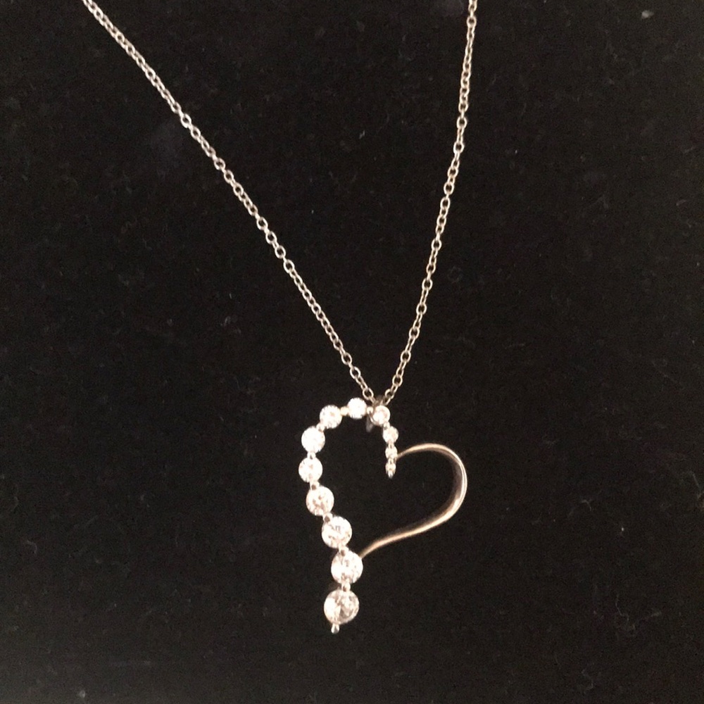 Stirling silver heart - Picture 3 of 4